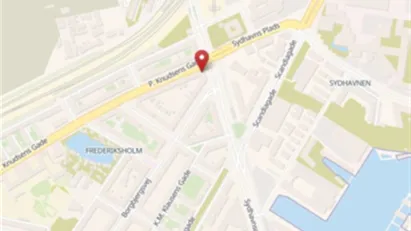 Stort erhvervslejemål med smukke vinduespartier, godt lys og stor synlighed i Sydhavnen