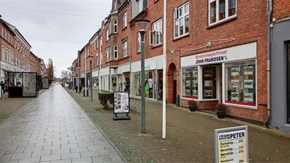 Butik/kontor på gågaden i Bjerringbro